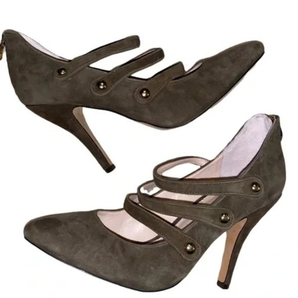 NWOB!  VINCE CAMUTO Olive Green Suede Triple Strap Pump Heels 8.5M - Picture 2 of 5